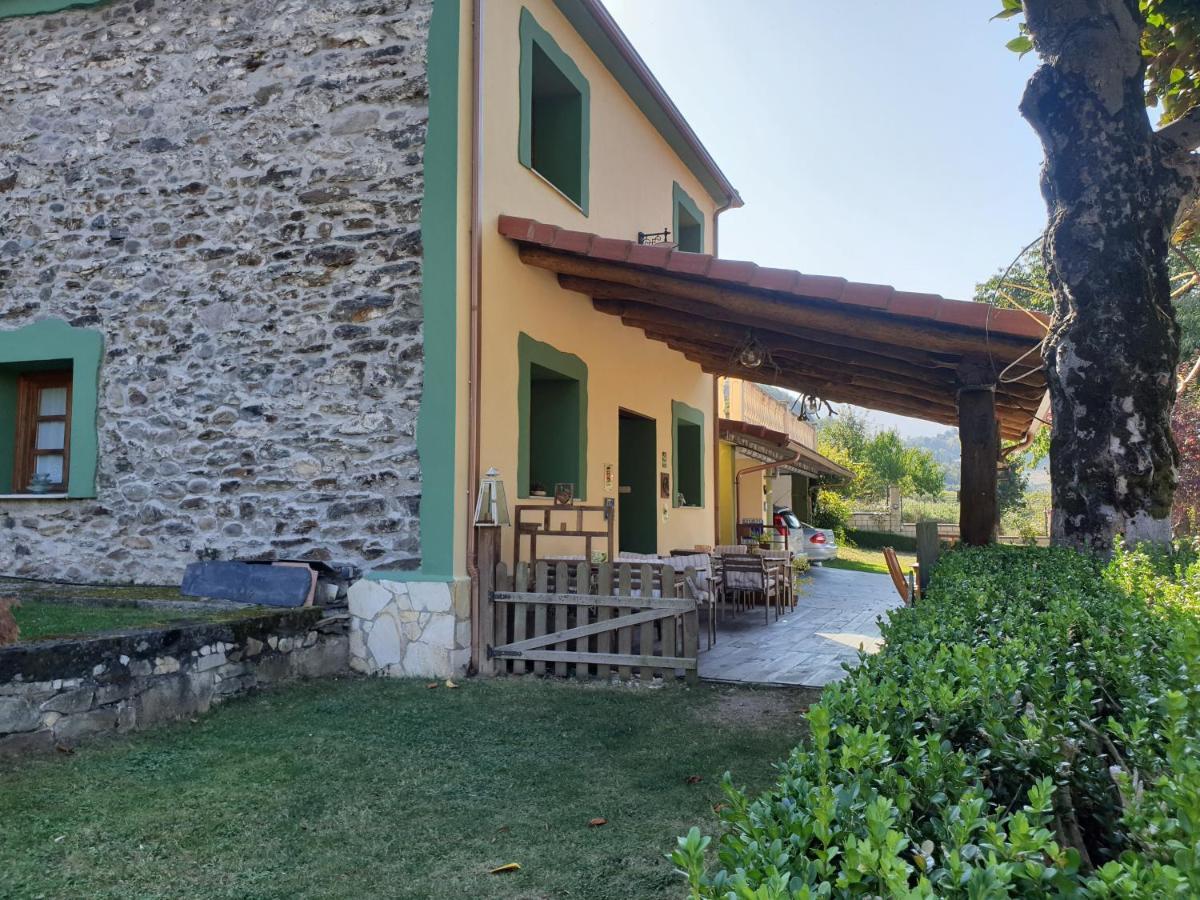 Casa Rural La Pumarada De Limes Cangas De Narcea Exterior photo